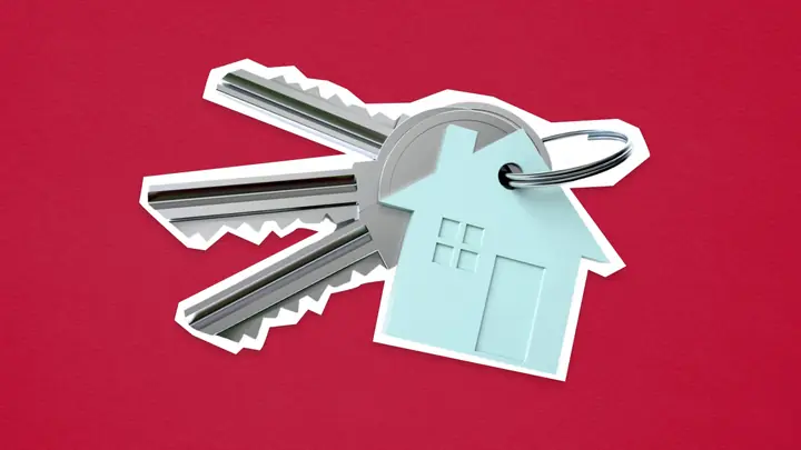 House keys on a key ring shaped like a house: a year of rent or mortgage from CIBC